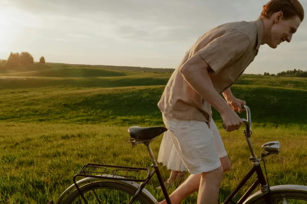 Leisure Cycling and Rural Exploration
